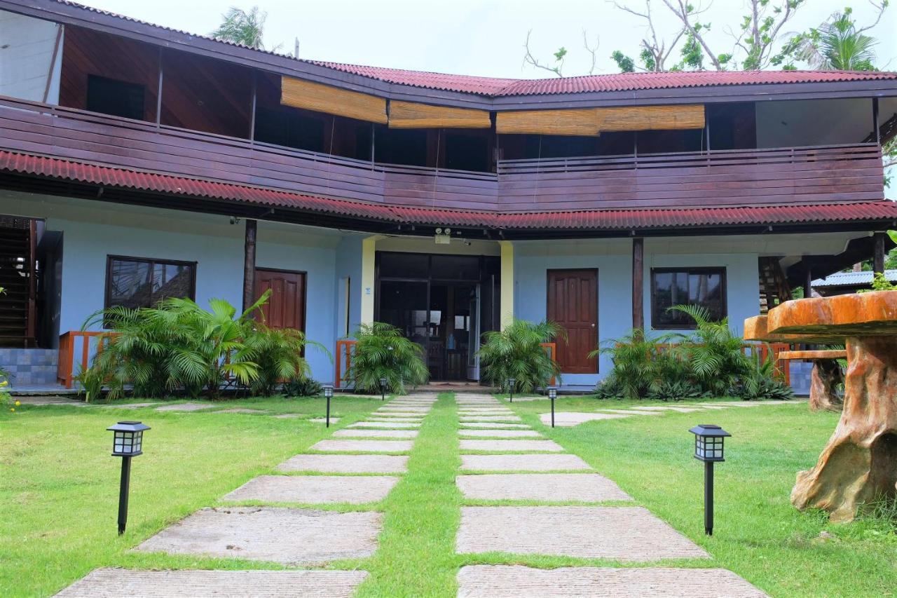 Keyun'S Inn- Across Cloud 9 General Luna  Bagian luar foto